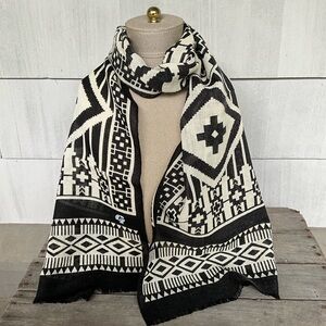 1980's Vintage Italian Challis Wool
Geometric Tribal 11 x 54 Rectangular Scarf